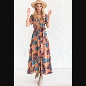 Illa Illa Maxi Dress M Floral Waist Tie Crinkle VNeck Flutter Sleeves Flowy